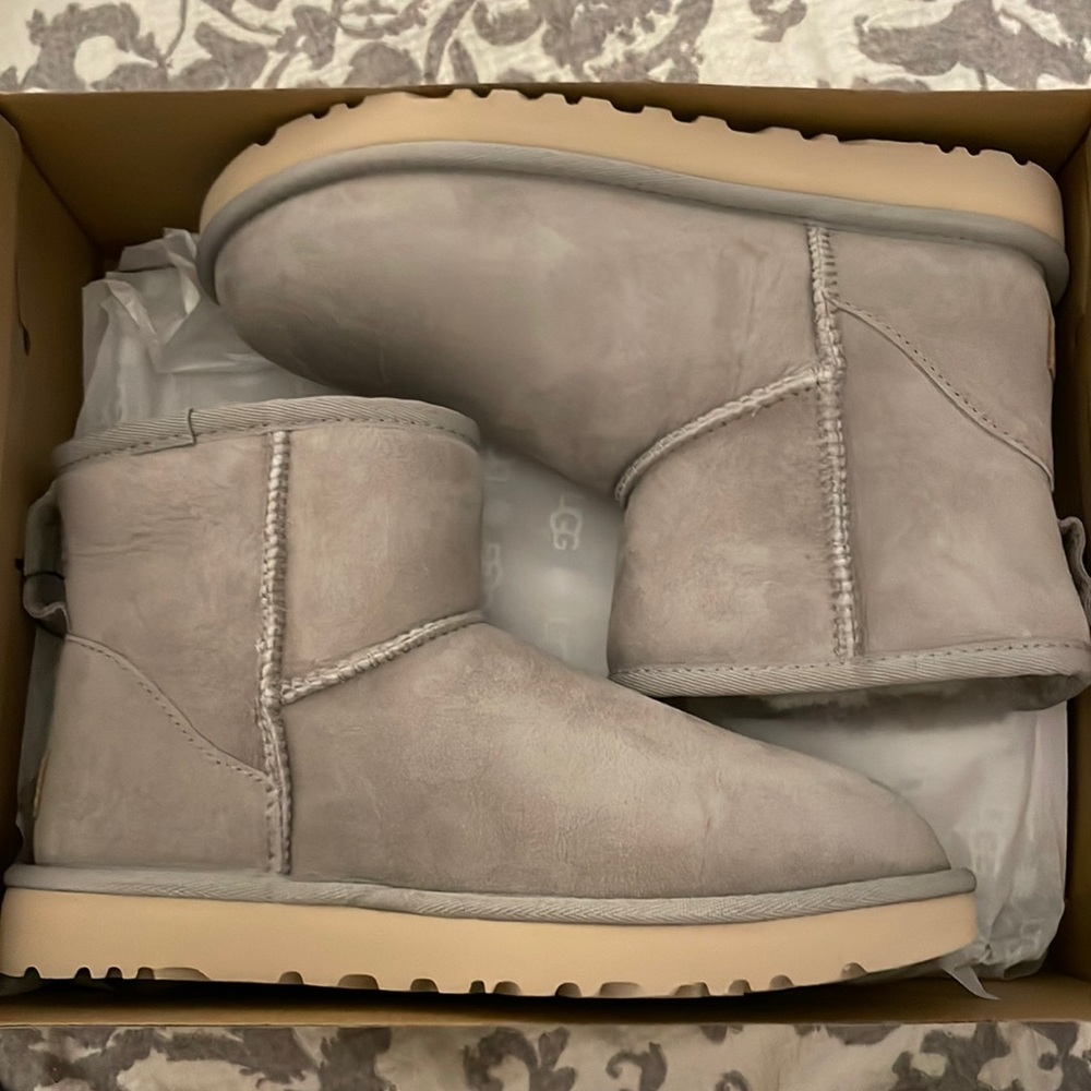 Ugg classic mini ll boots